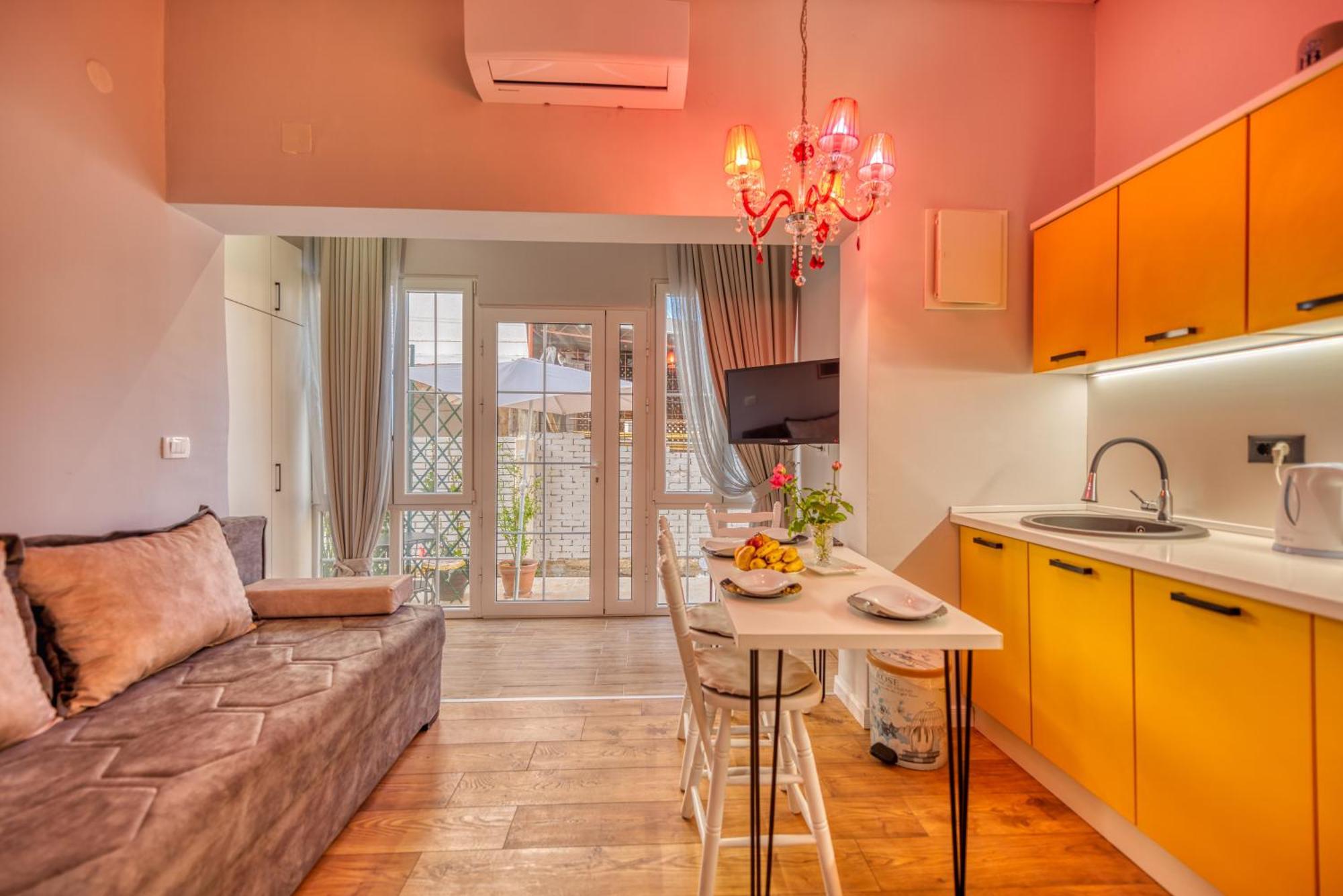 Apartments Vujosevic Tivat Bagian luar foto